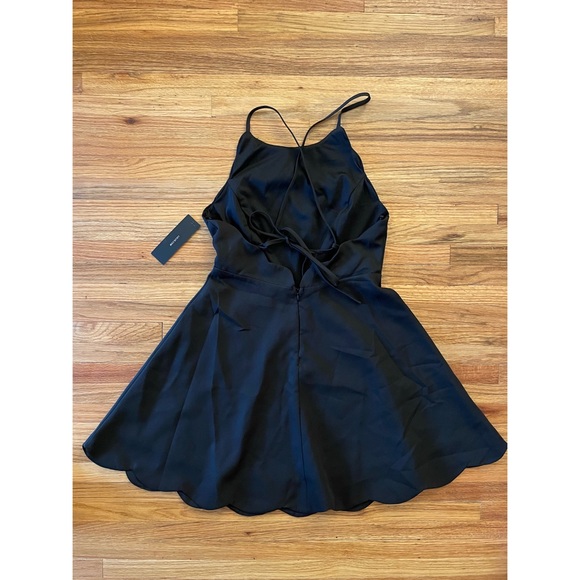 NWT Lulu’s Black Play on Curves Backless Skater Dress with Scalloped Hem, Size S - Picture 5 of 8